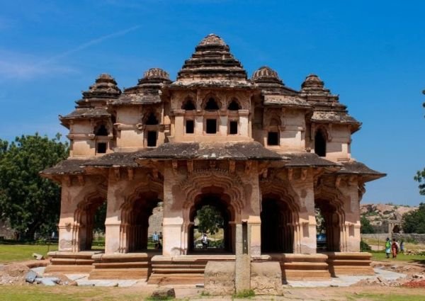 Top 5 Places to Experience Indian Heritage and Culture     